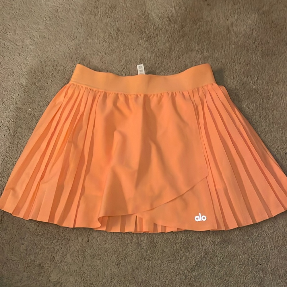 Alo Yoga Aces Tennis Skirt | size small |